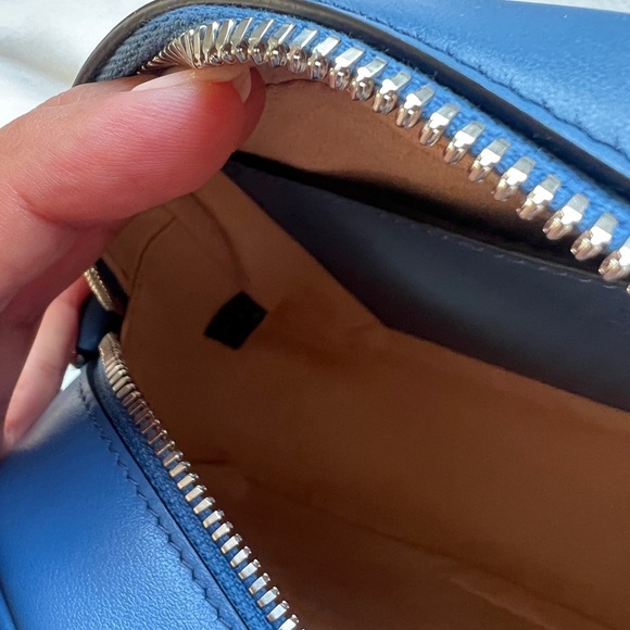 Gucci GG Marmont Quilted Shoulder Bag - Picture 9 of 14